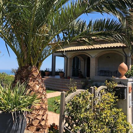 San Costanzo B&B La Palma المظهر الخارجي الصورة